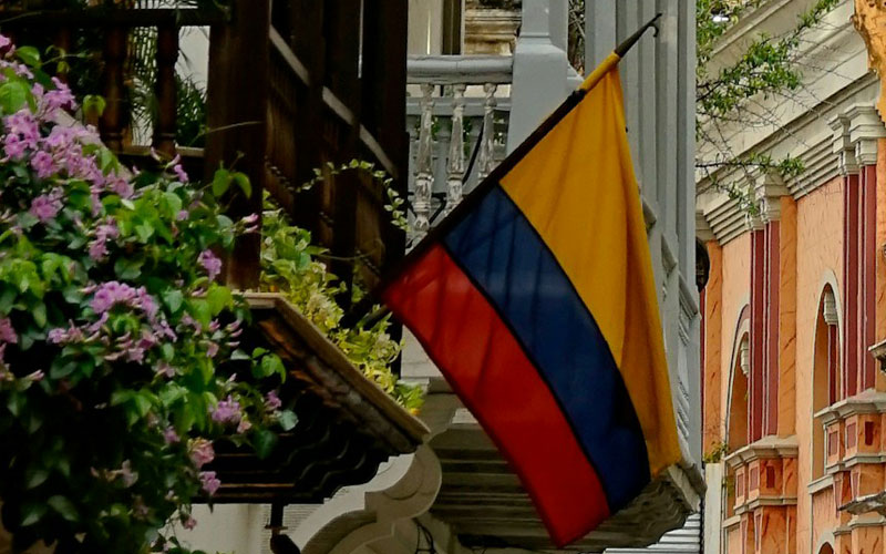 Flag of Colombia outside the house